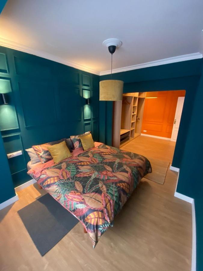Luxury Apartment In Ferrol Center Esterno foto